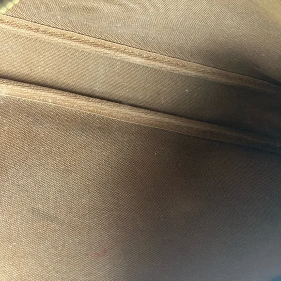 Louis Vuitton Monogram Pochette Pouch Bag/ shoulder bag - Picture 12 of 14